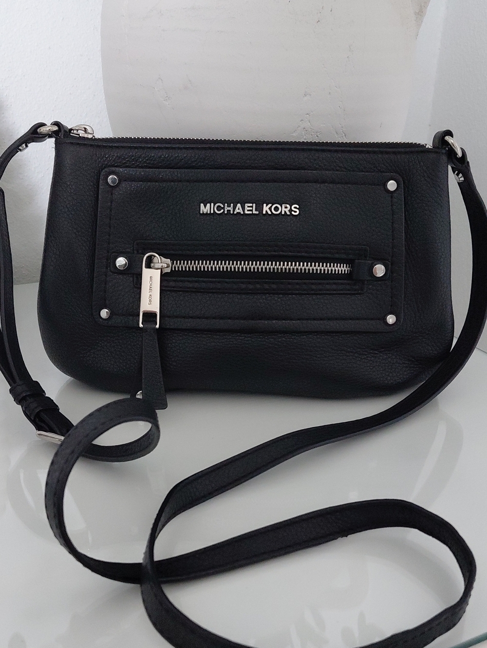 Michael Kors Gilmore Black Pebbled Leather Back Crossbody Bag